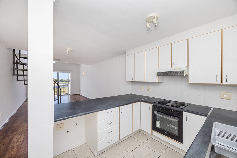 1 Bedroom Property for Sale in Sandown Western Cape